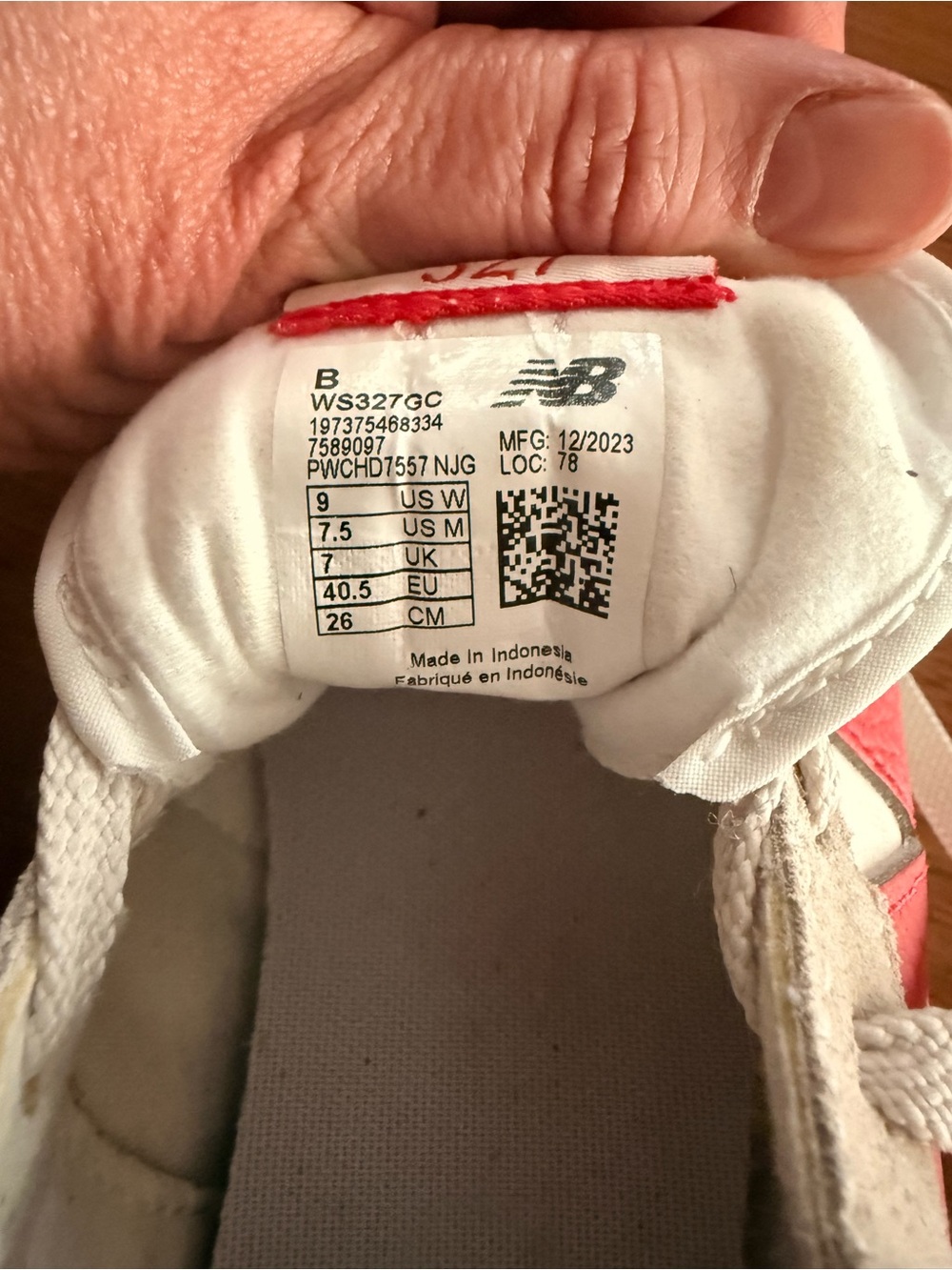 Women’s New Balance 327 Moonbeam / True Red Size 9 - Picture 5 of 7